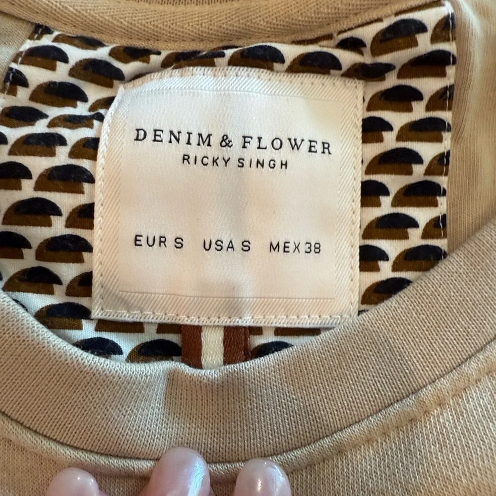 Denim & Flower Beige Crewneck Sweater